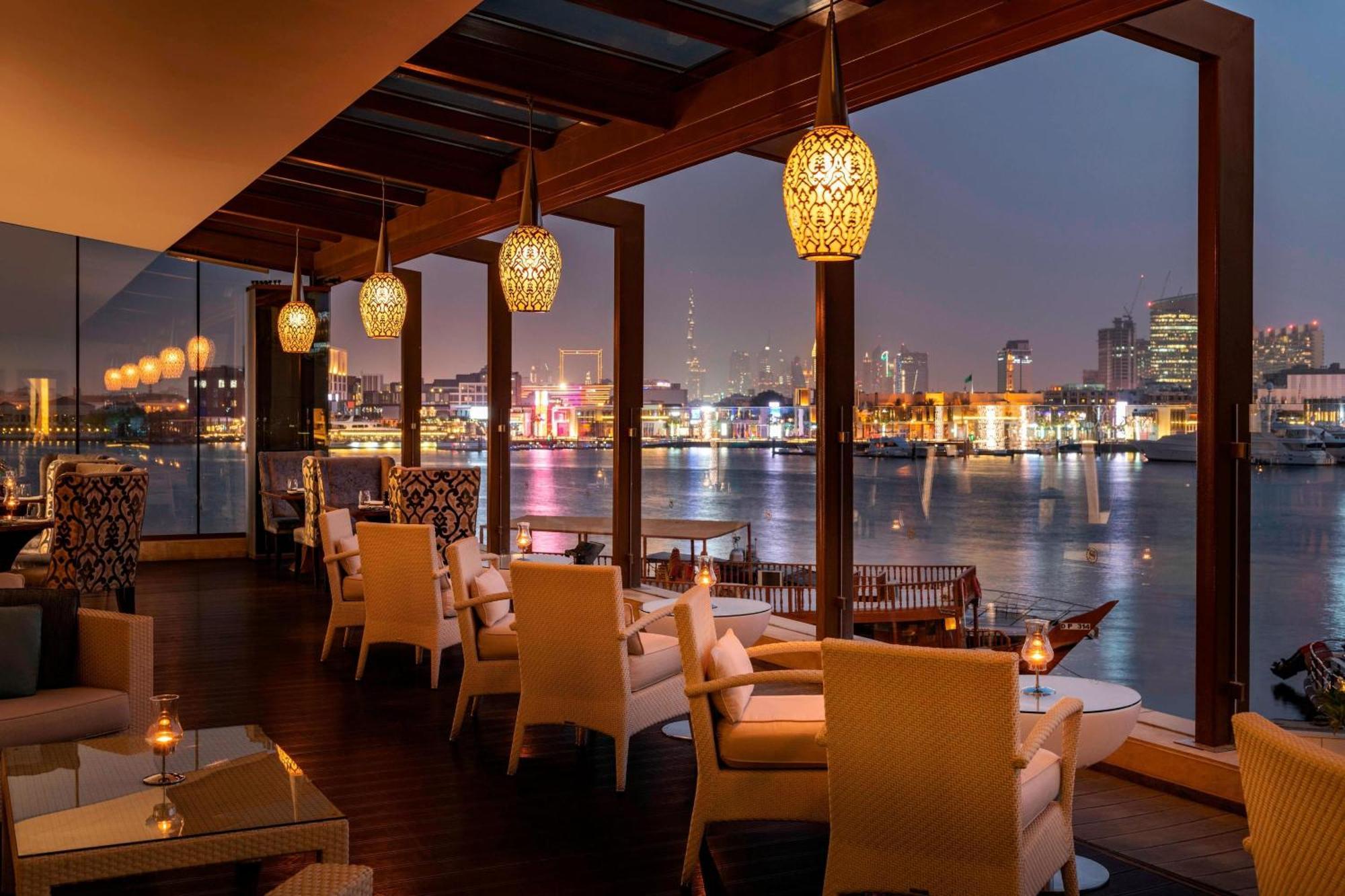 Sheraton Dubai Creek Hotel & Towers Bagian luar foto The View