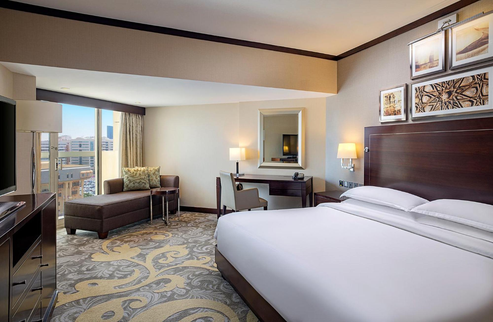 Sheraton Dubai Creek Hotel & Towers Bagian luar foto